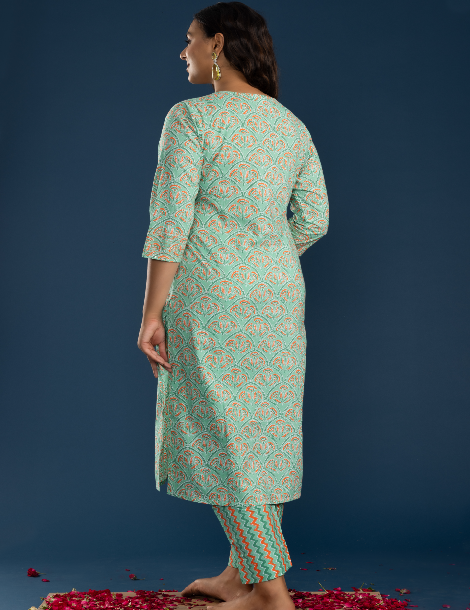 Pista Cotton Printed Straight Kurti